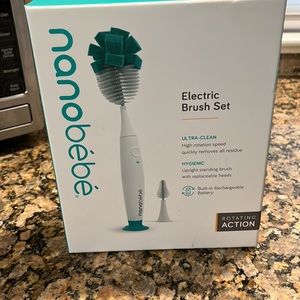 Nanobebe electric baby bottle brush set